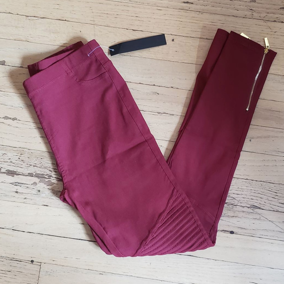 💕 HOST PICK💕  Burgundy Moto Jeggings - Picture 3 of 3